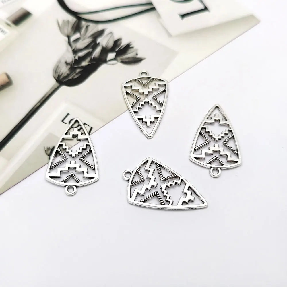 25pcs/Lot--18x30mm Antique Silver Plated Geometric Pattern Charms Triangle Bohemia Pendants For Diy Supplies Jewelry Accessories